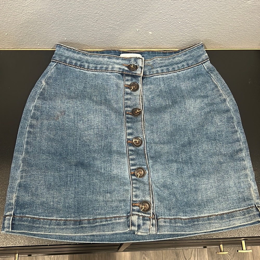 Denim skirt